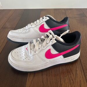 Nike Kids Air Force 1 size 4.5